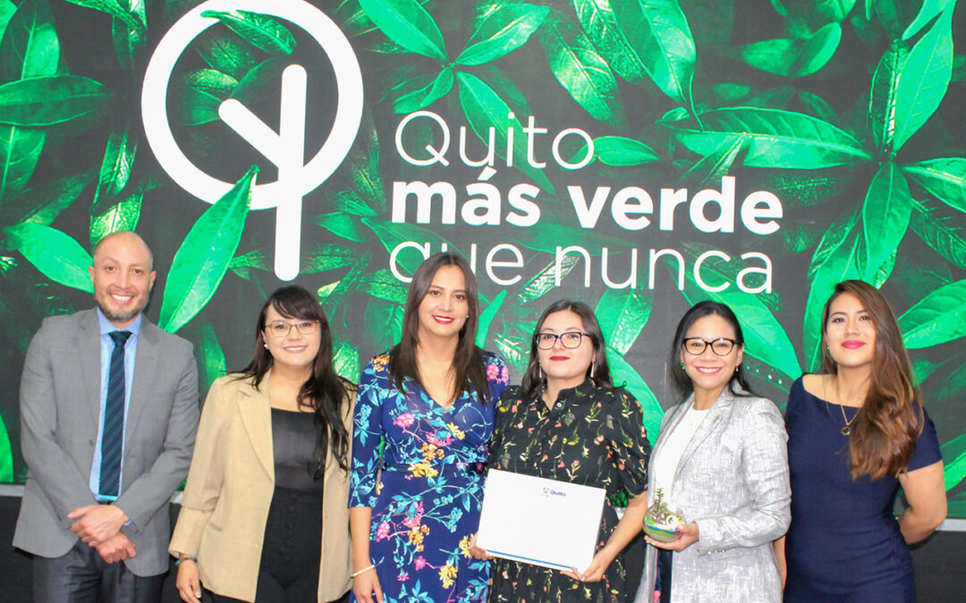 SOLCA Quito recibe reconocimiento por su aporte ambiental