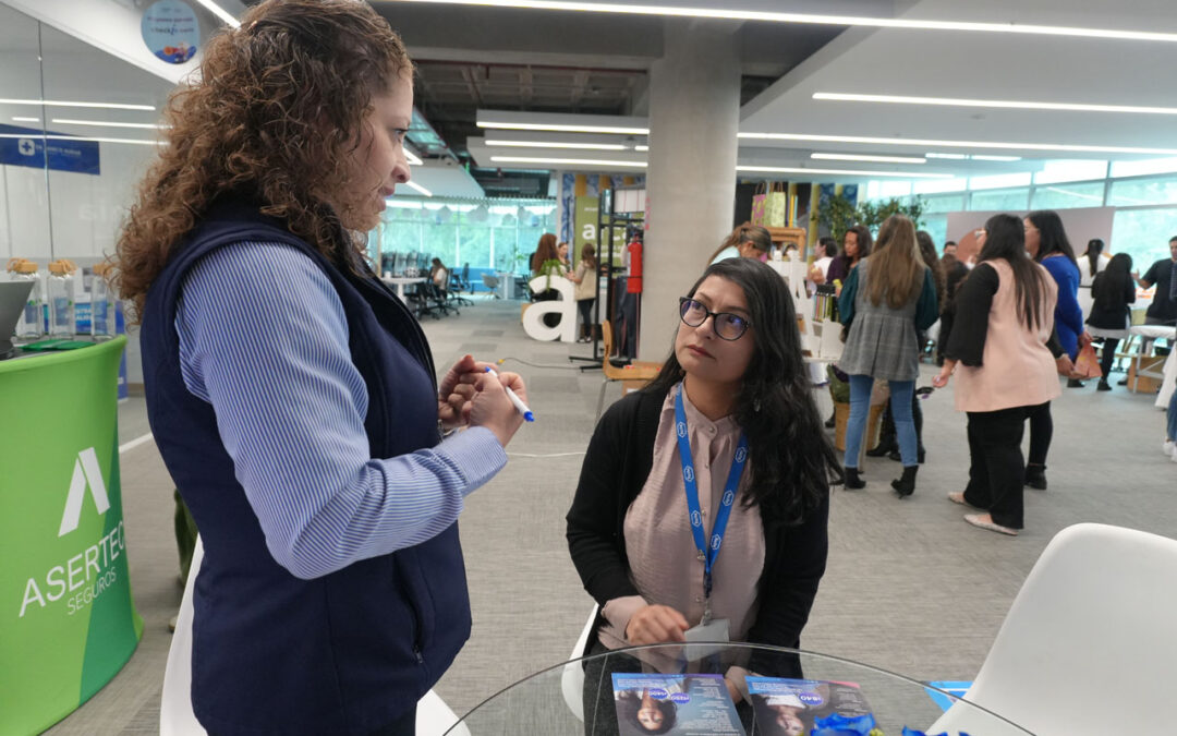 Comprometidos con la prevención: SOLCA Quito participa en feria de salud para colaboradores de Roche