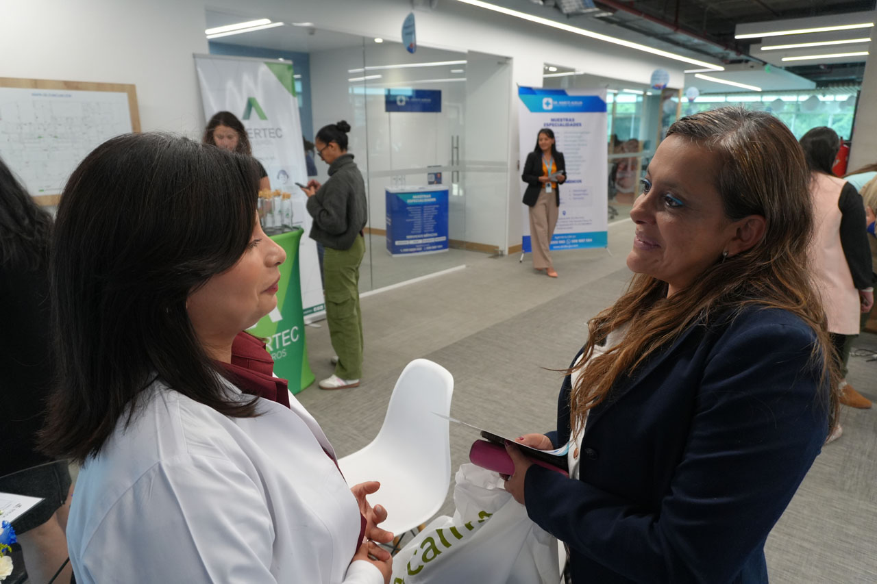 SOLCA-Quito_Roche_feria_de_salud_005